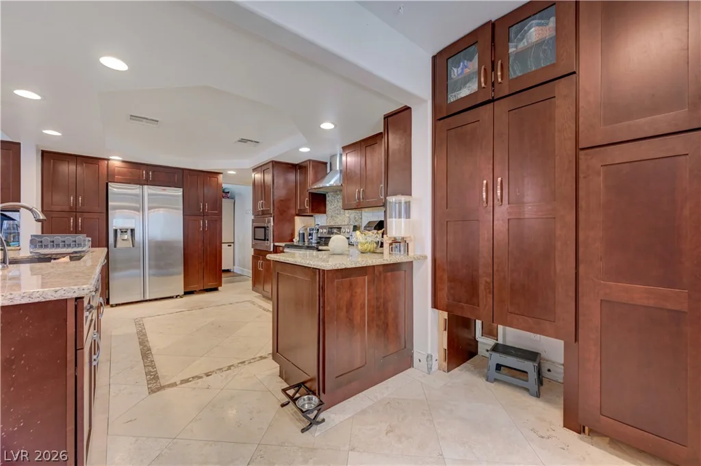 631 Robin, Henderson, NV 89015
