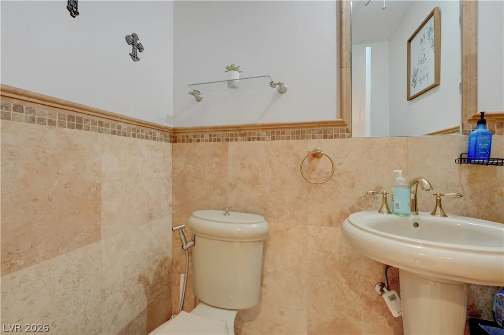 631 Robin, Henderson, NV 89015