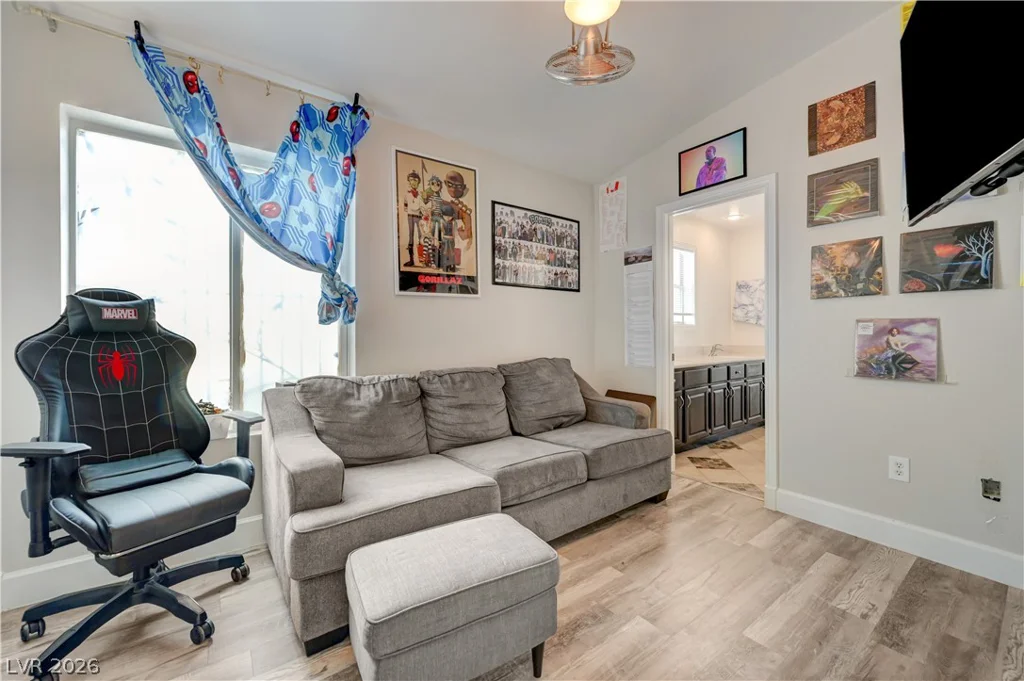 631 Robin, Henderson, NV 89015