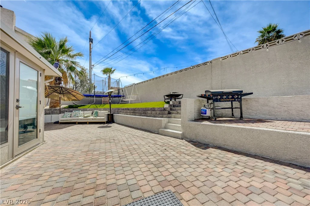 631 Robin, Henderson, NV 89015