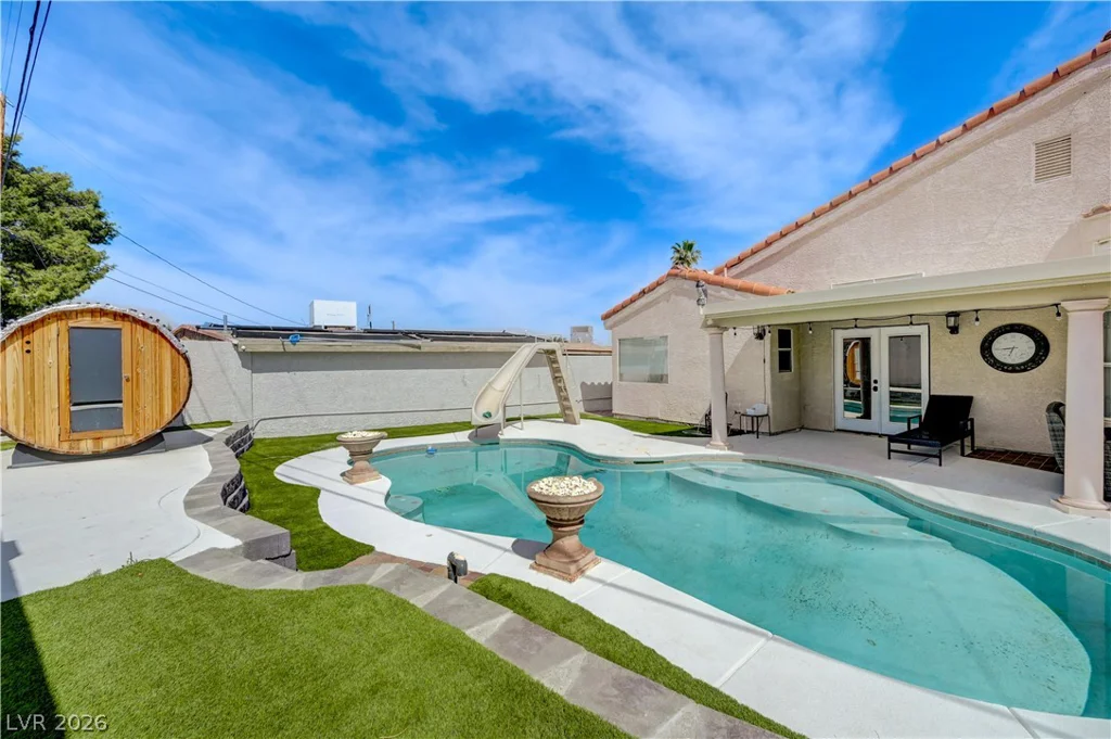 631 Robin, Henderson, NV 89015