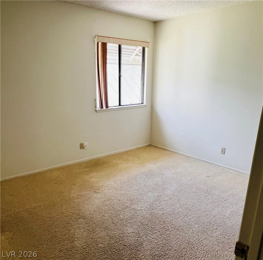 709 Ridgemount, Las Vegas, NV 89107