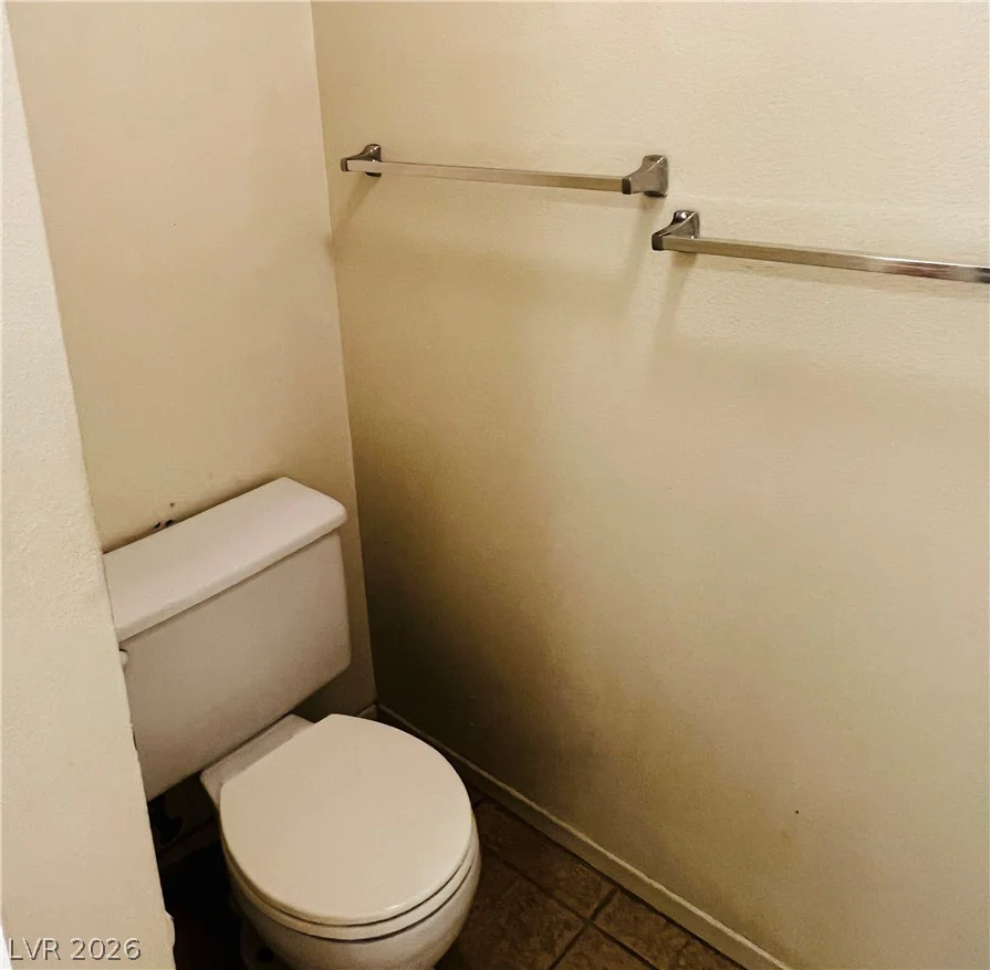 709 Ridgemount, Las Vegas, NV 89107