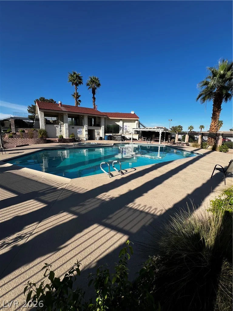 709 Ridgemount, Las Vegas, NV 89107