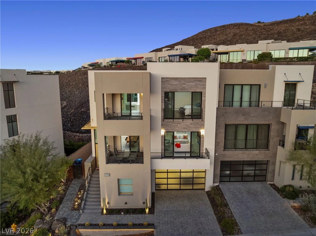442 Serenity Point, Henderson, NV 89012