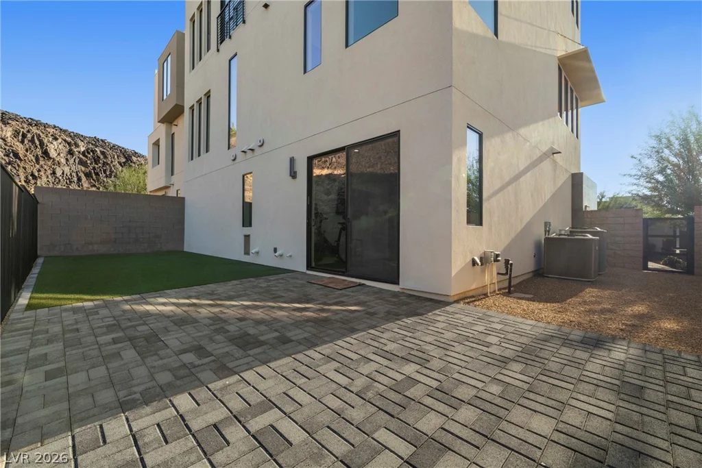 442 Serenity Point, Henderson, NV 89012