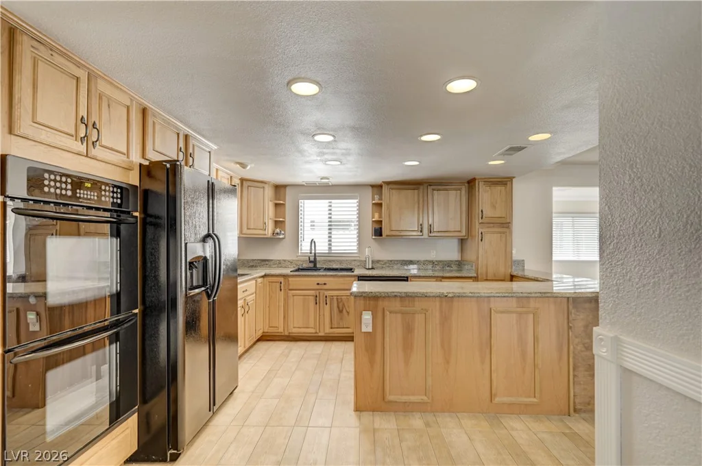 3015 El Camino, Las Vegas, NV 89146
