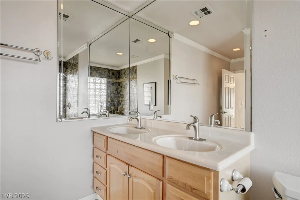 3015 El Camino, Las Vegas, NV 89146