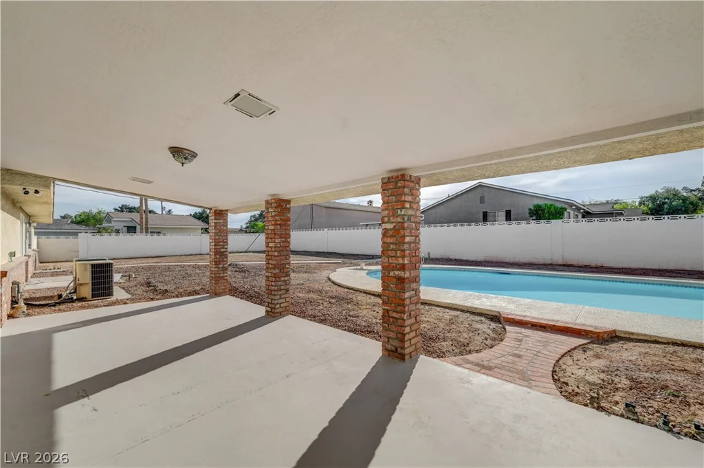 3015 El Camino, Las Vegas, NV 89146