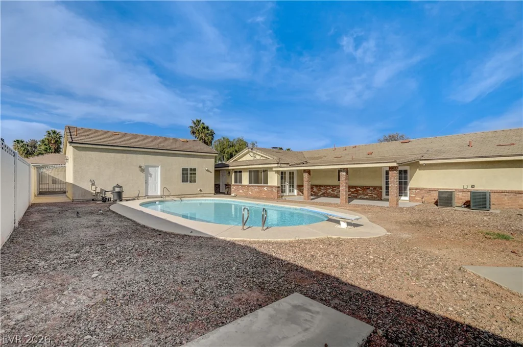 3015 El Camino, Las Vegas, NV 89146