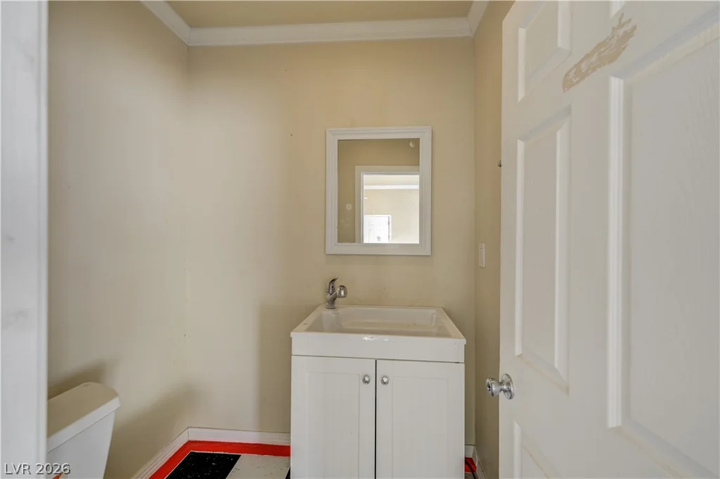 3015 El Camino, Las Vegas, NV 89146