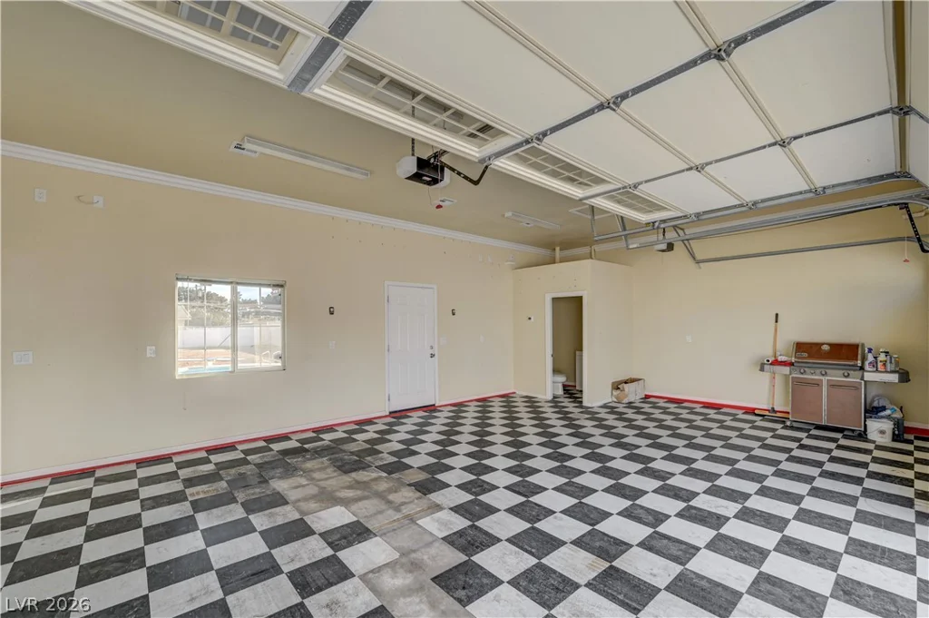 3015 El Camino, Las Vegas, NV 89146