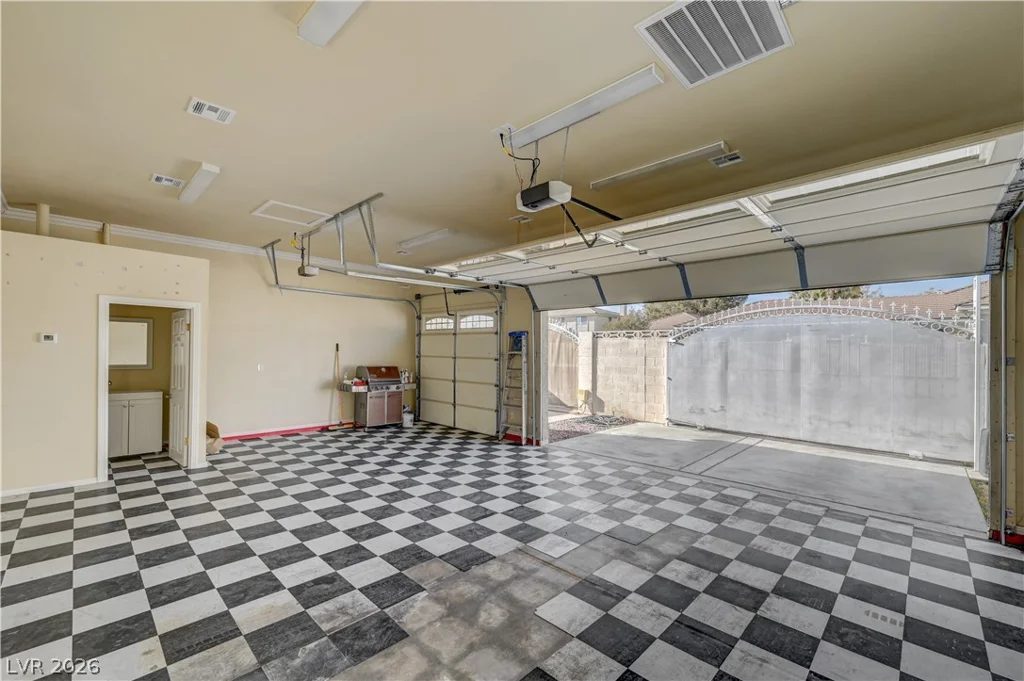 3015 El Camino, Las Vegas, NV 89146