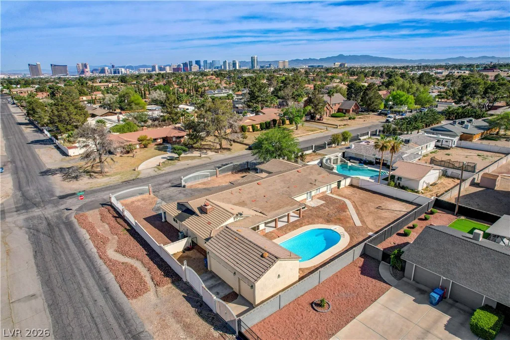 3015 El Camino, Las Vegas, NV 89146