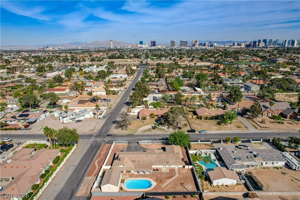 3015 El Camino, Las Vegas, NV 89146