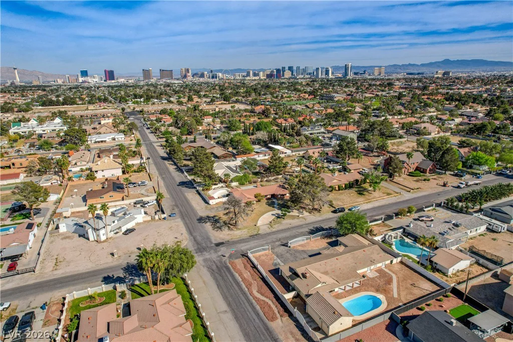 3015 El Camino, Las Vegas, NV 89146