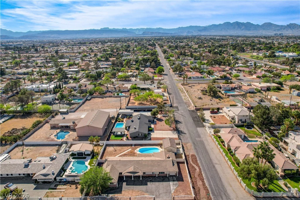 3015 El Camino, Las Vegas, NV 89146