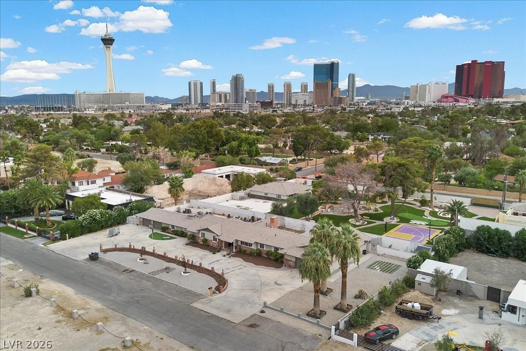 2211 Edgewood, Las Vegas, NV 89102
