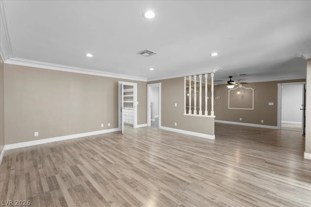 2211 Edgewood, Las Vegas, NV 89102