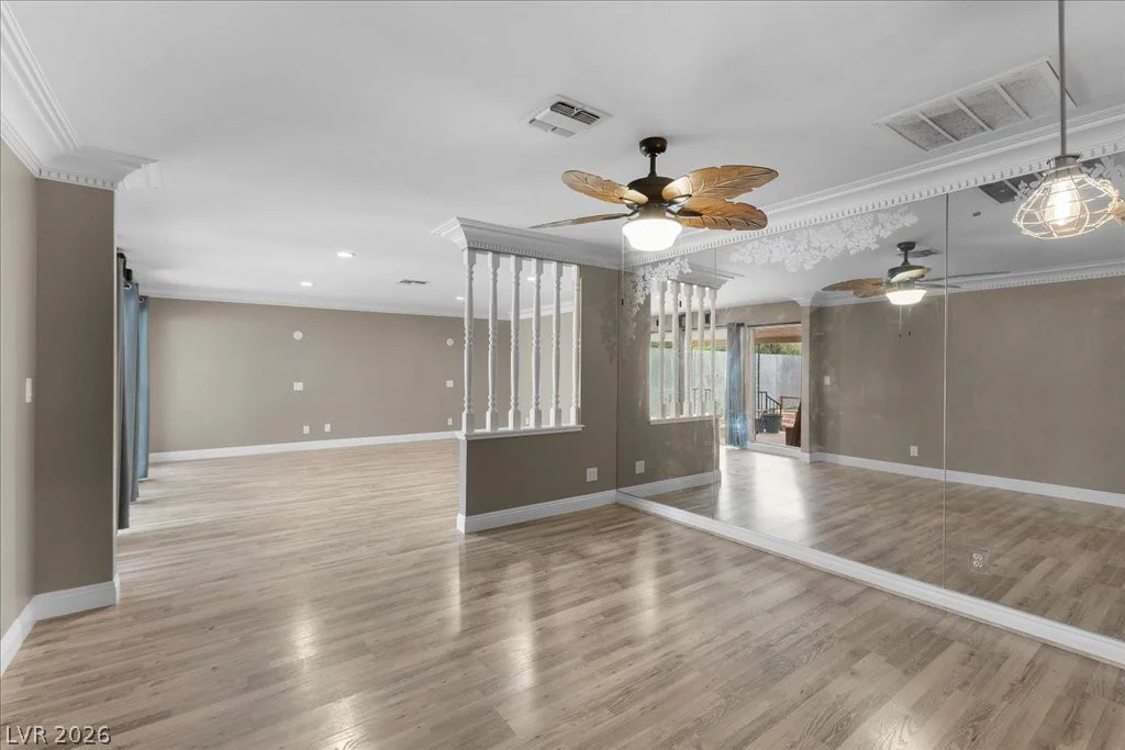 2211 Edgewood, Las Vegas, NV 89102