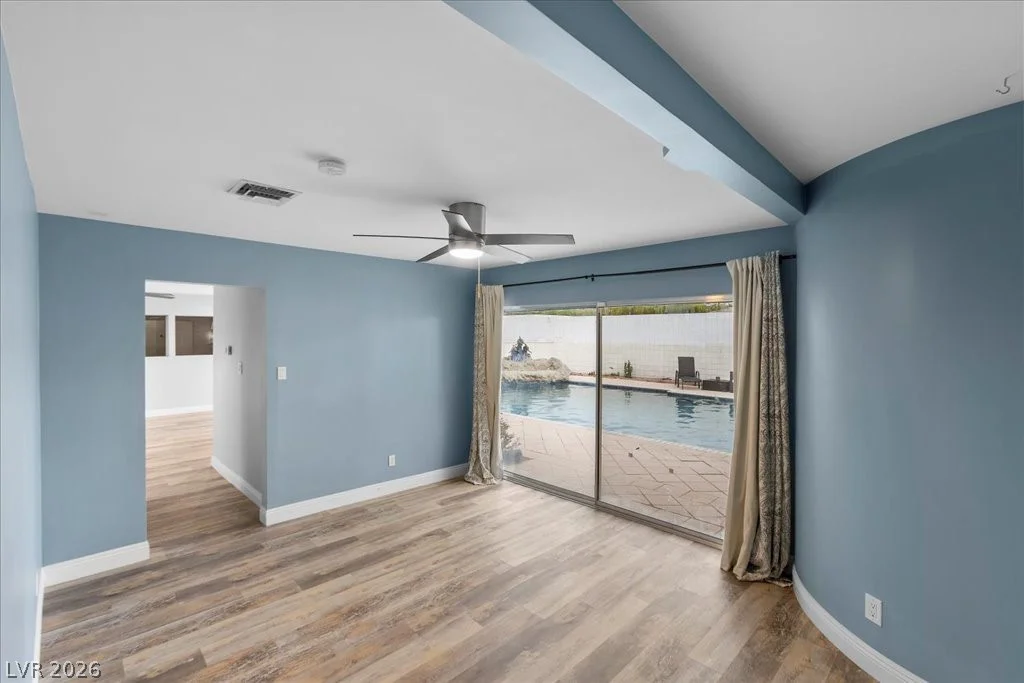 2211 Edgewood, Las Vegas, NV 89102