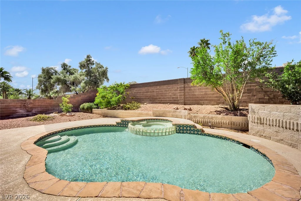 3755 Broadmead, Las Vegas, NV 89147