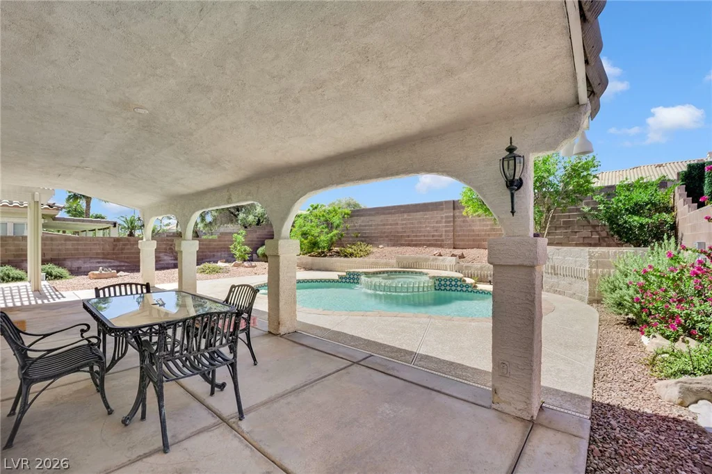 3755 Broadmead, Las Vegas, NV 89147