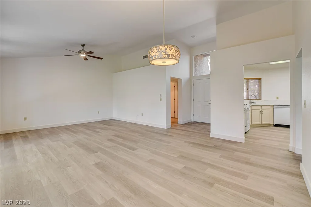 8613 Millsboro, Las Vegas, NV 89134