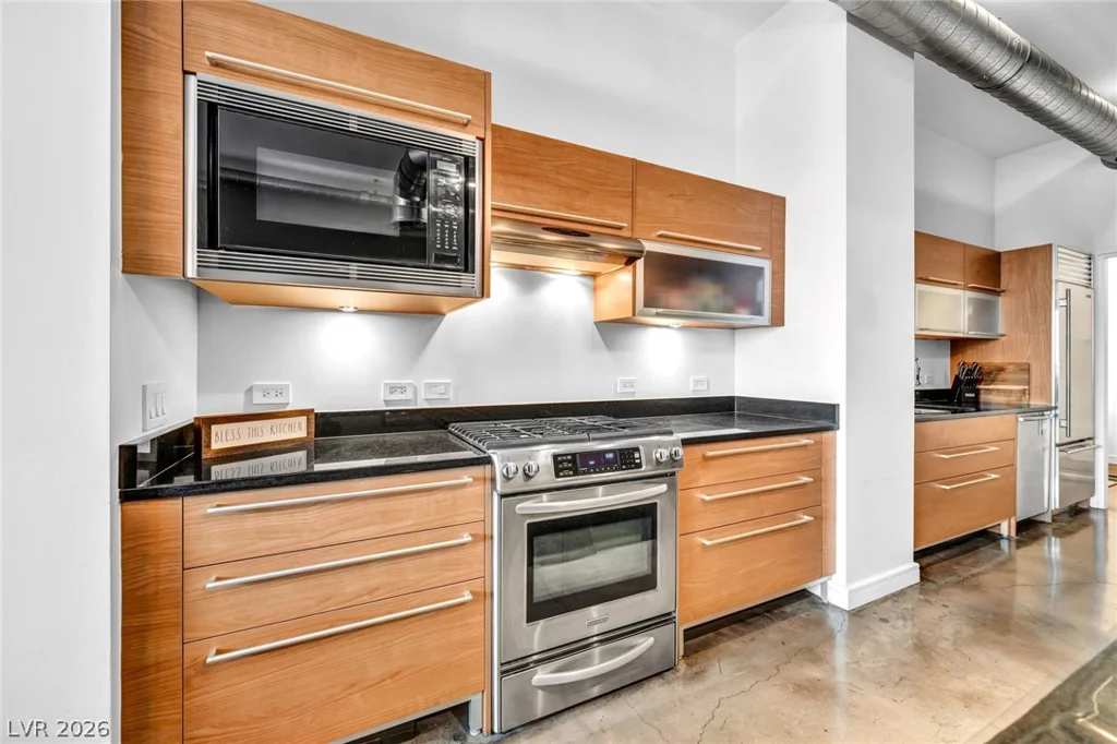 200 Hoover, Las Vegas, NV 89101