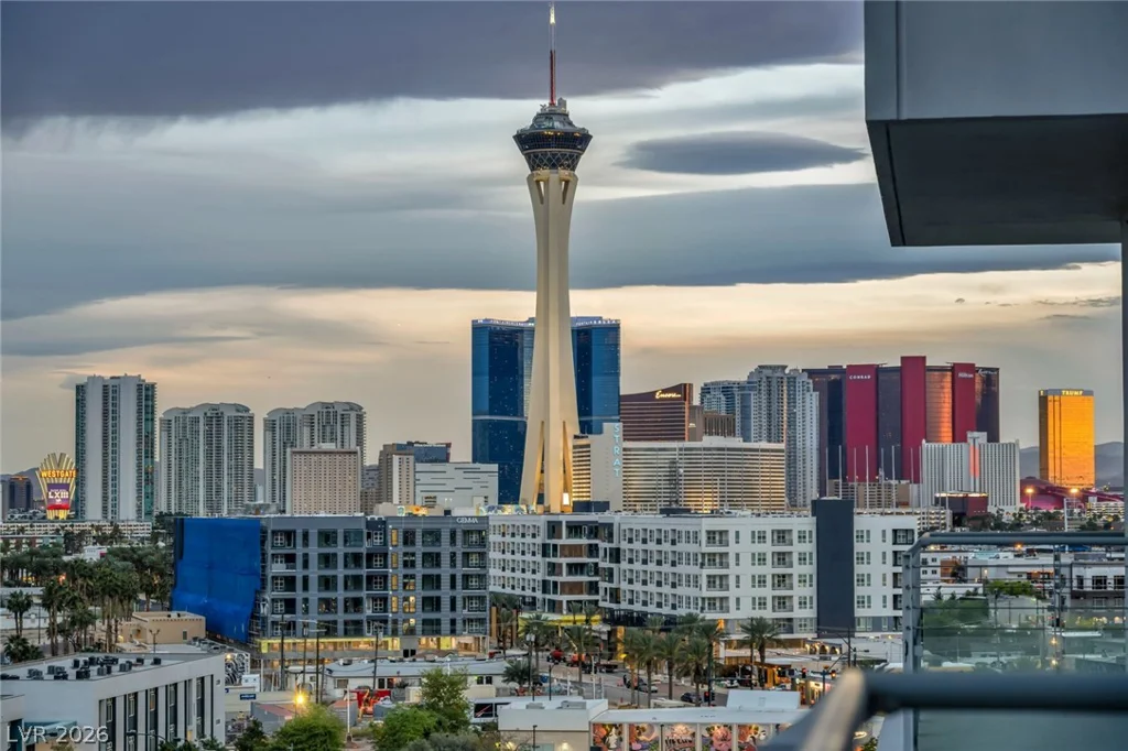 200 Hoover, Las Vegas, NV 89101