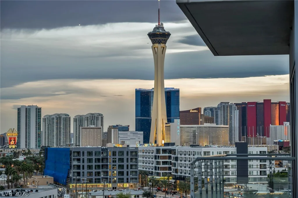 200 Hoover, Las Vegas, NV 89101