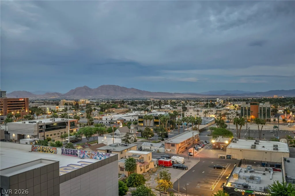 200 Hoover, Las Vegas, NV 89101