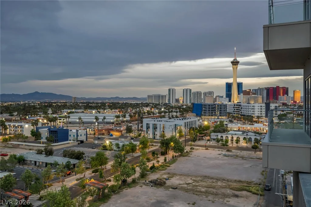 200 Hoover, Las Vegas, NV 89101
