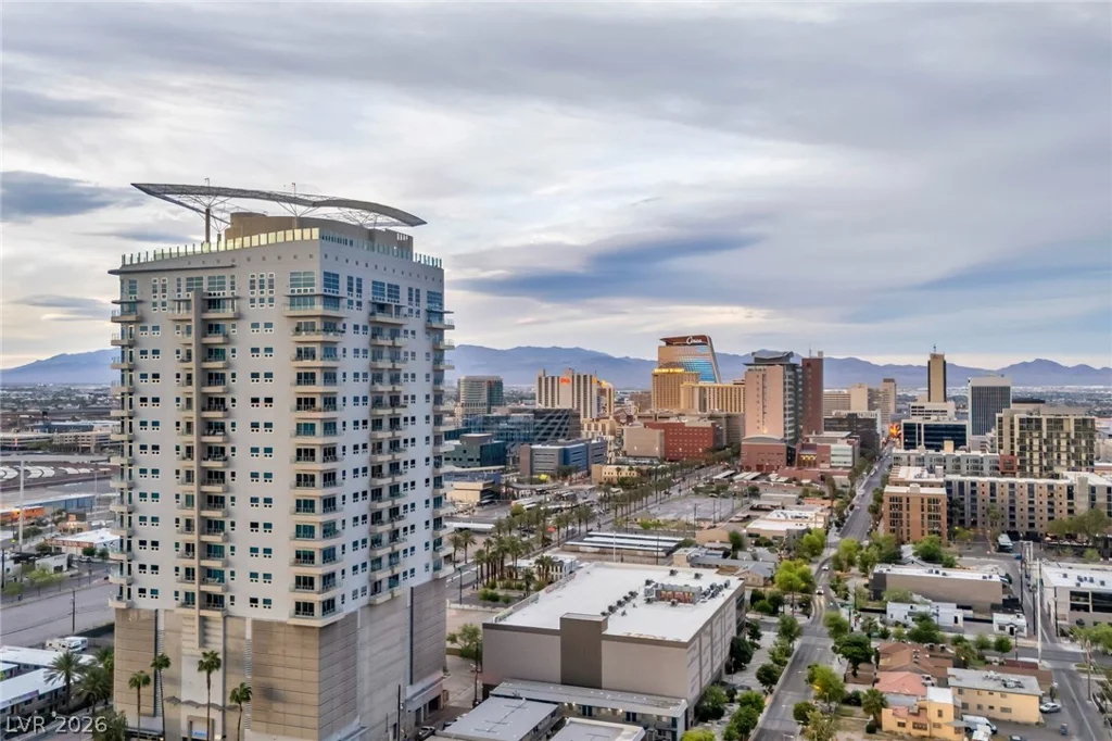 200 Hoover, Las Vegas, NV 89101