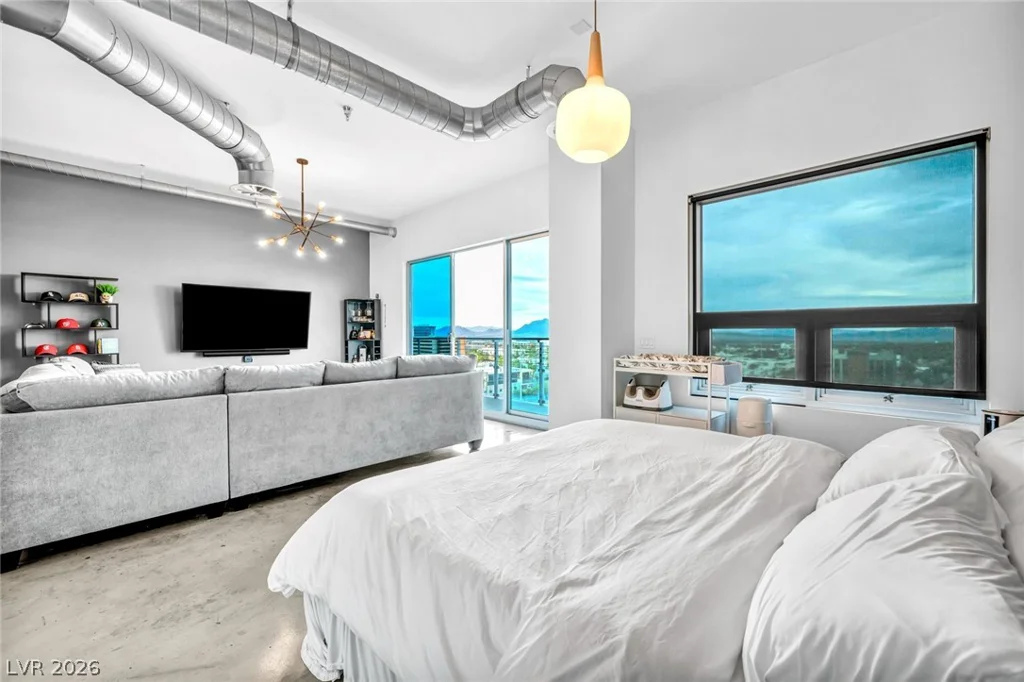 200 Hoover, Las Vegas, NV 89101