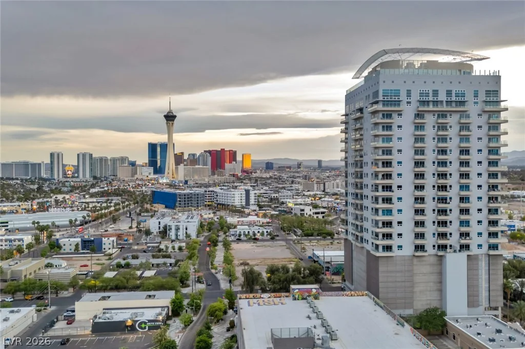 200 Hoover, Las Vegas, NV 89101