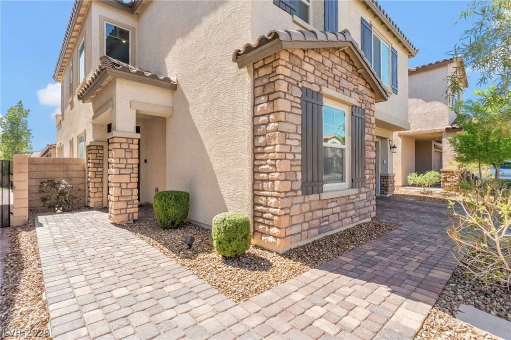 10129 Skye Camp, Las Vegas, NV 89166