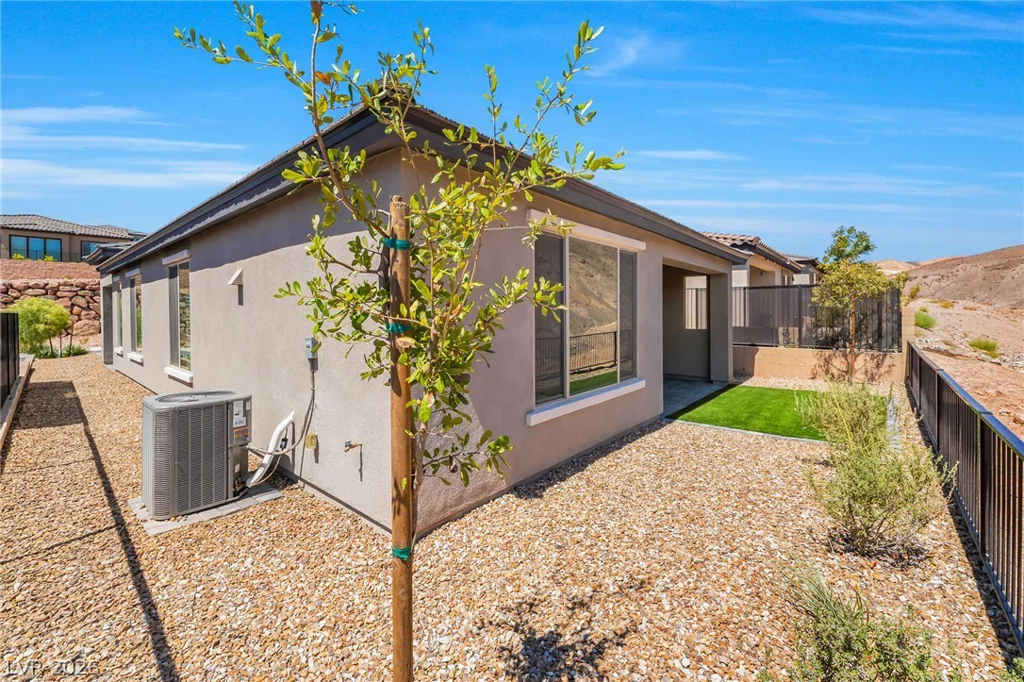 76 Crimson Cactus, Henderson, NV 89011