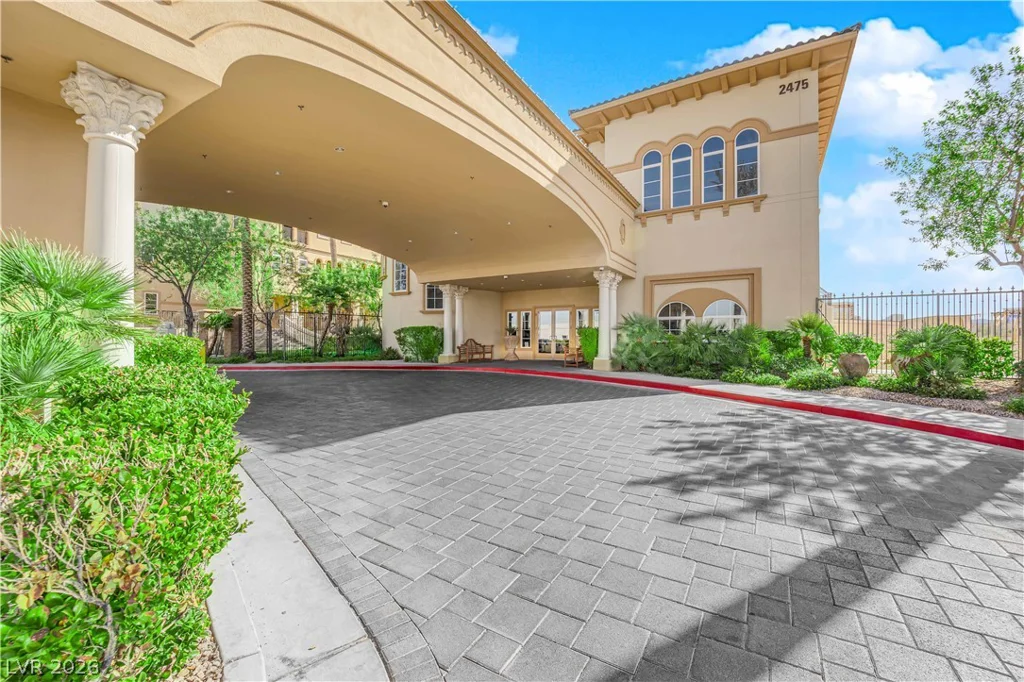 2455 Serene, Las Vegas, NV 89123