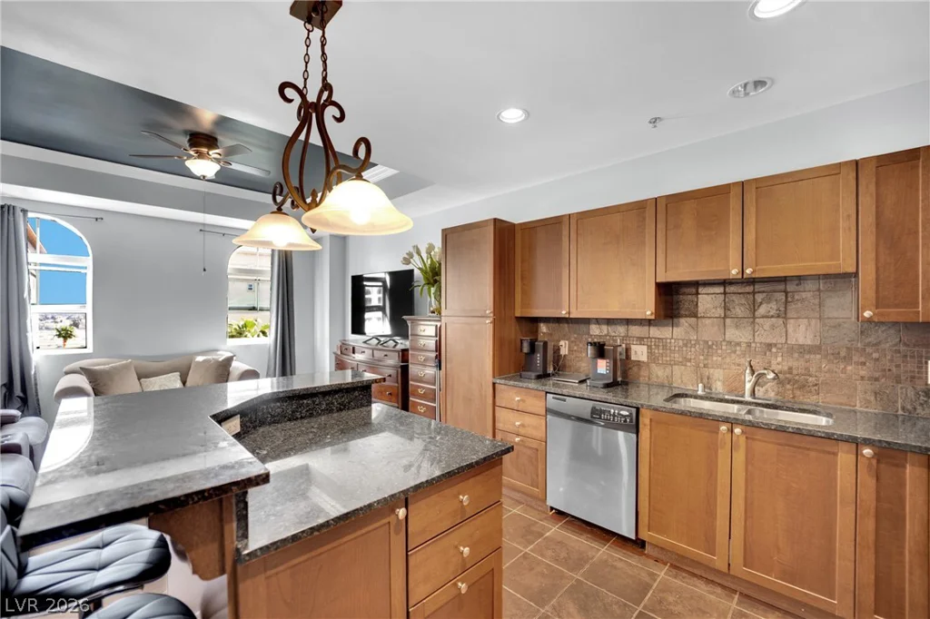 2455 Serene, Las Vegas, NV 89123