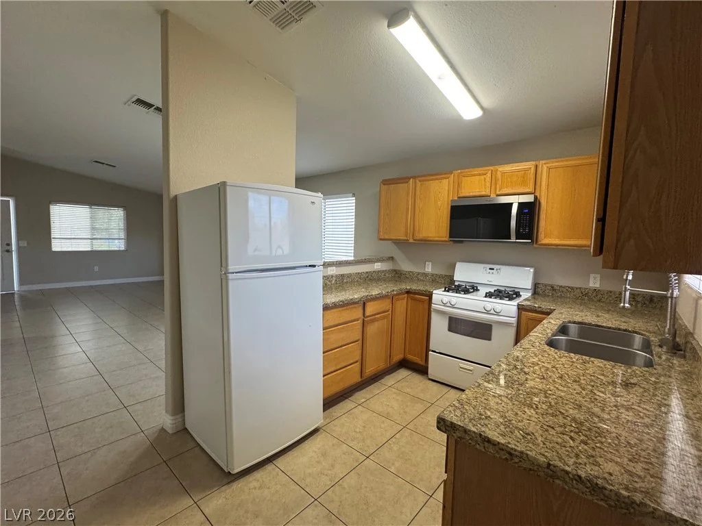 5281 Mineral Lake, Las Vegas, NV 89122