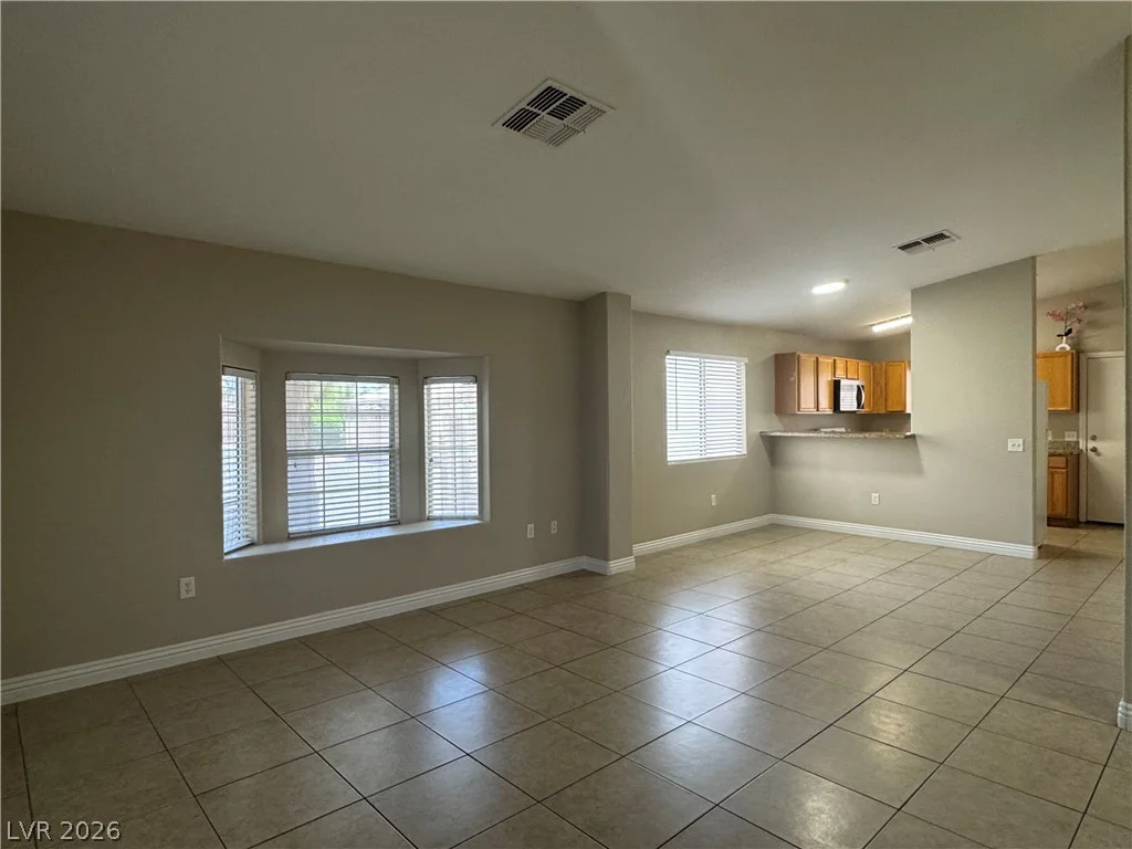 5281 Mineral Lake, Las Vegas, NV 89122