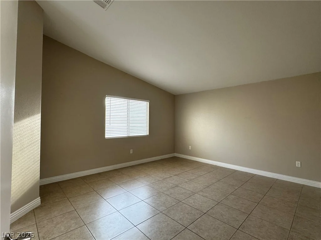 5281 Mineral Lake, Las Vegas, NV 89122