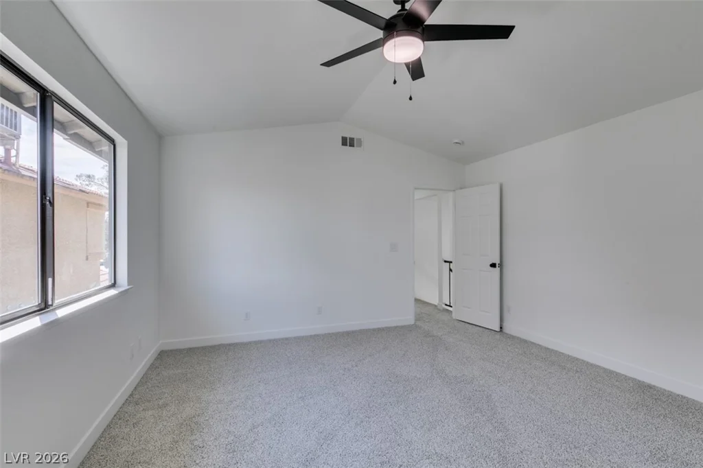 2429 Charteroak, Las Vegas, NV 89108