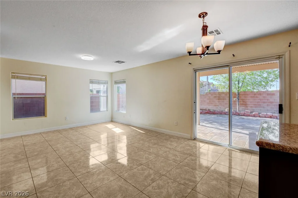 2621 Courlan, North Las Vegas, NV 89084