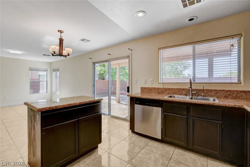 2621 Courlan, North Las Vegas, NV 89084