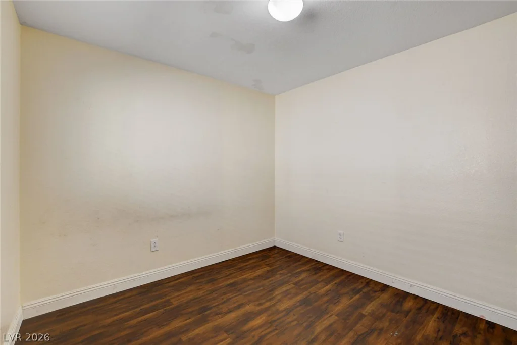 2621 Courlan, North Las Vegas, NV 89084