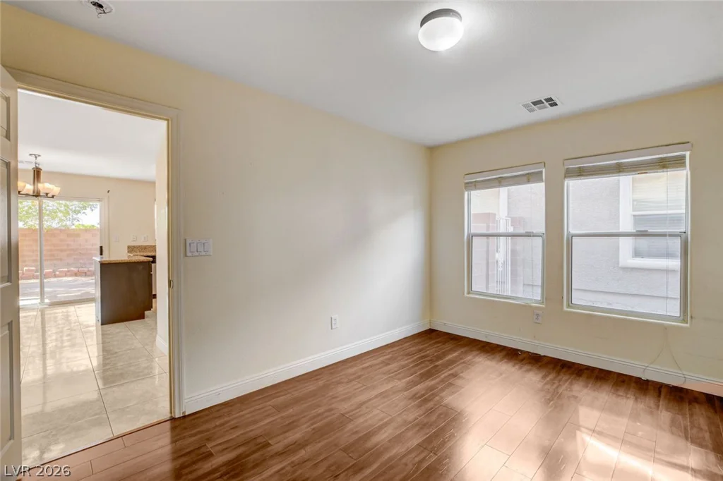 2621 Courlan, North Las Vegas, NV 89084