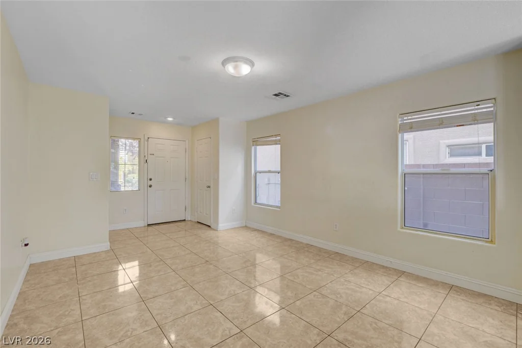 2621 Courlan, North Las Vegas, NV 89084