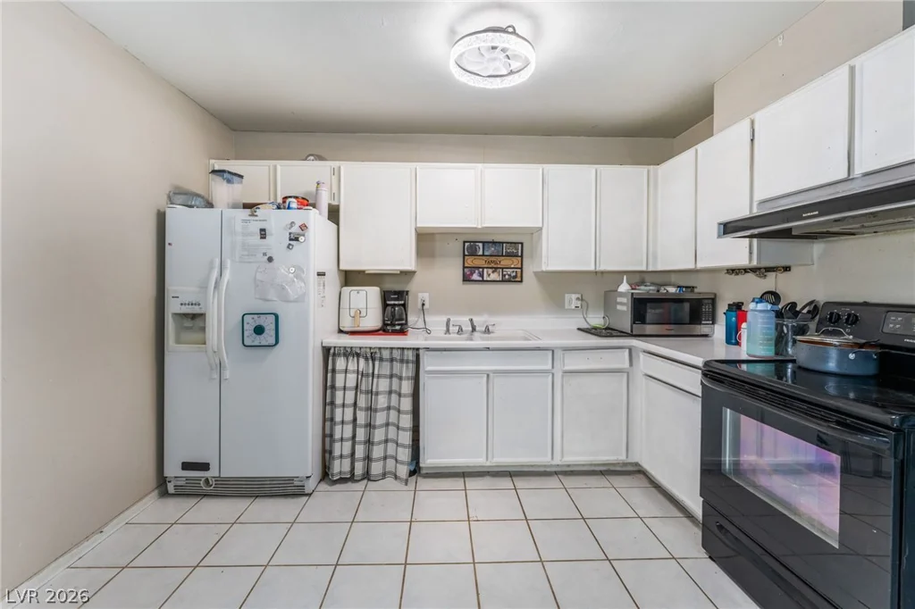6148 Cromwell, Las Vegas, NV 89107